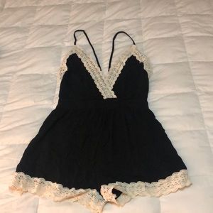Black backless lace romper